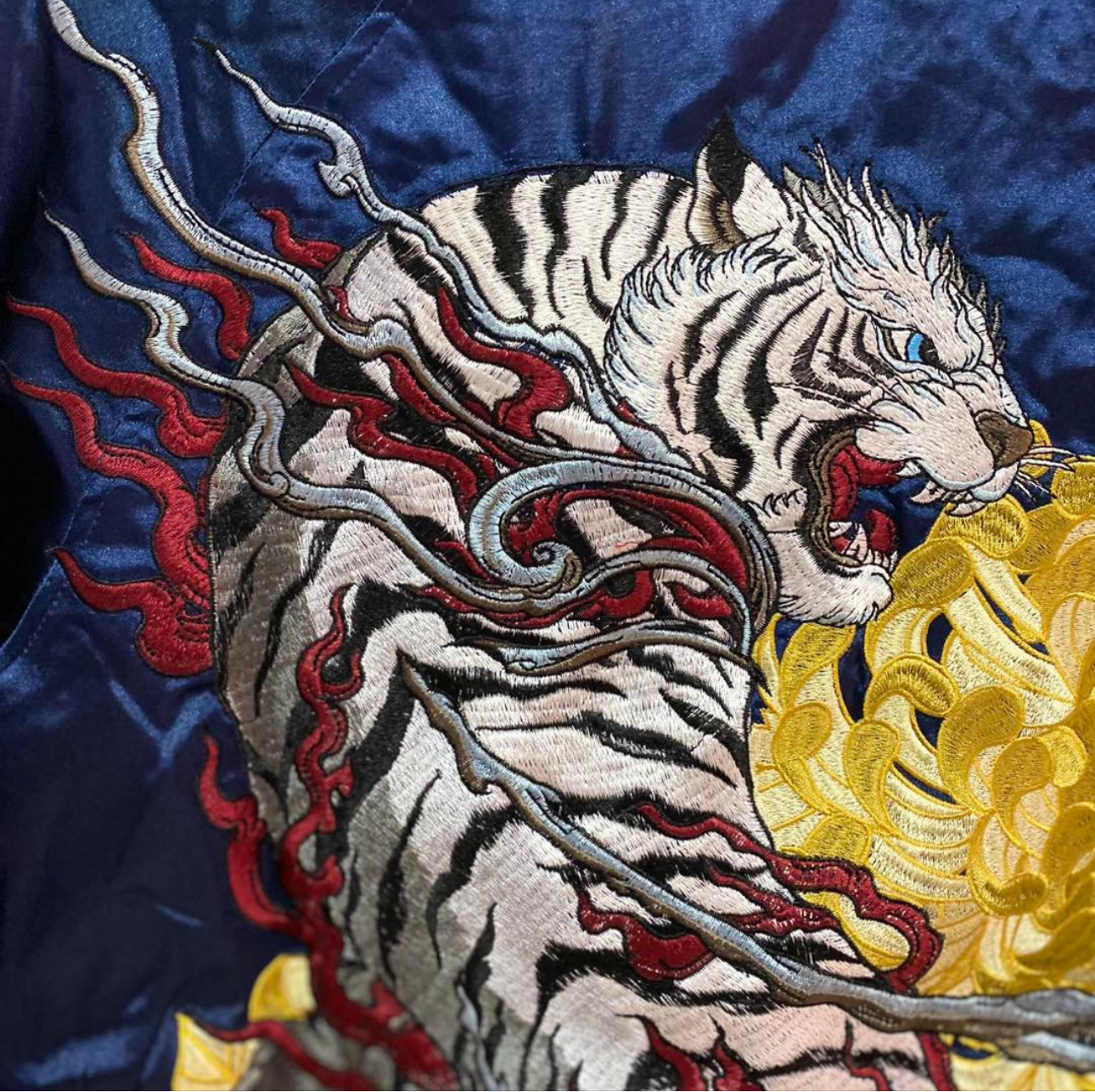 Sukajan Tigre Blanc Féroce