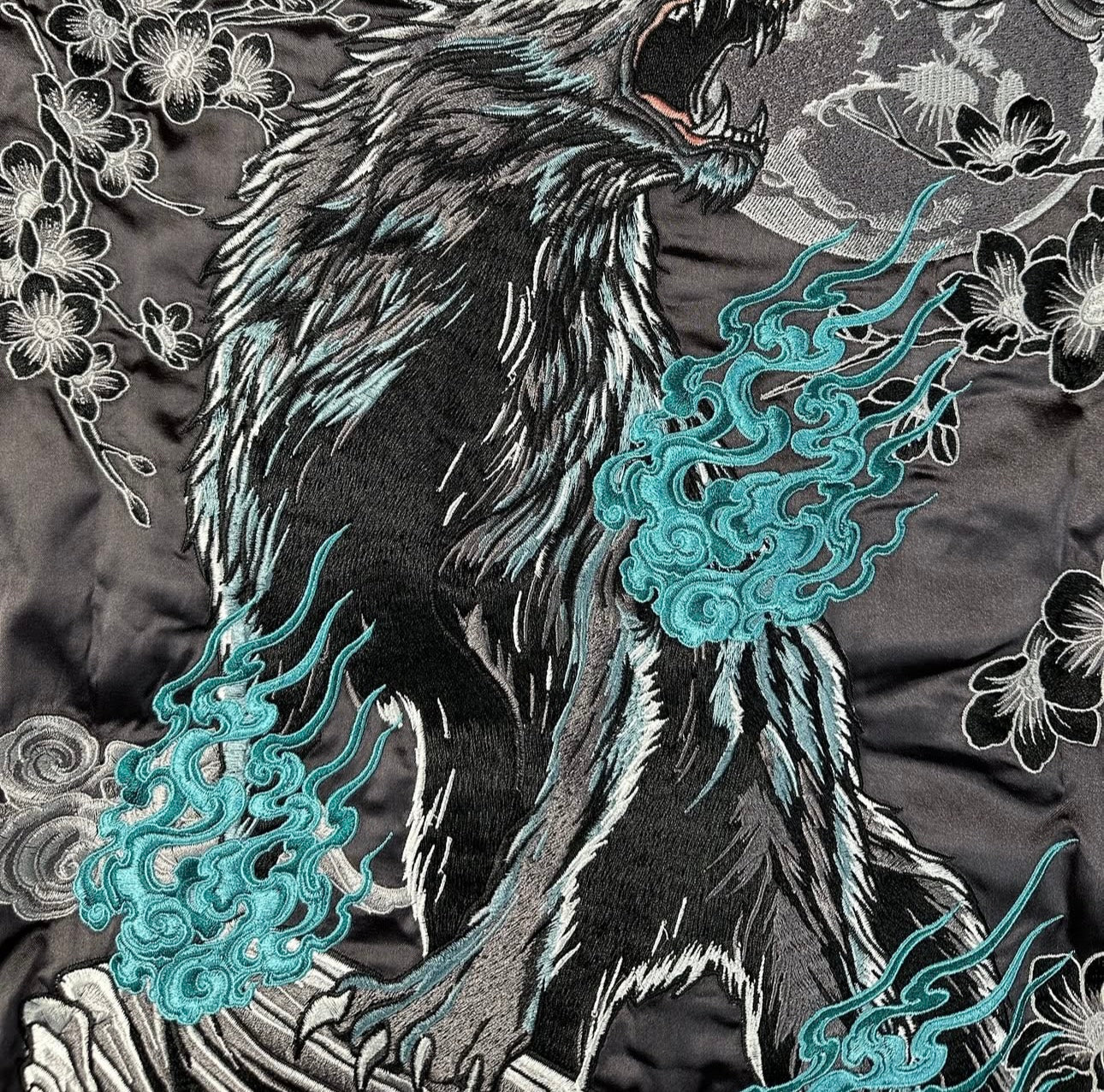 Wolf and the moon dark night sukajan